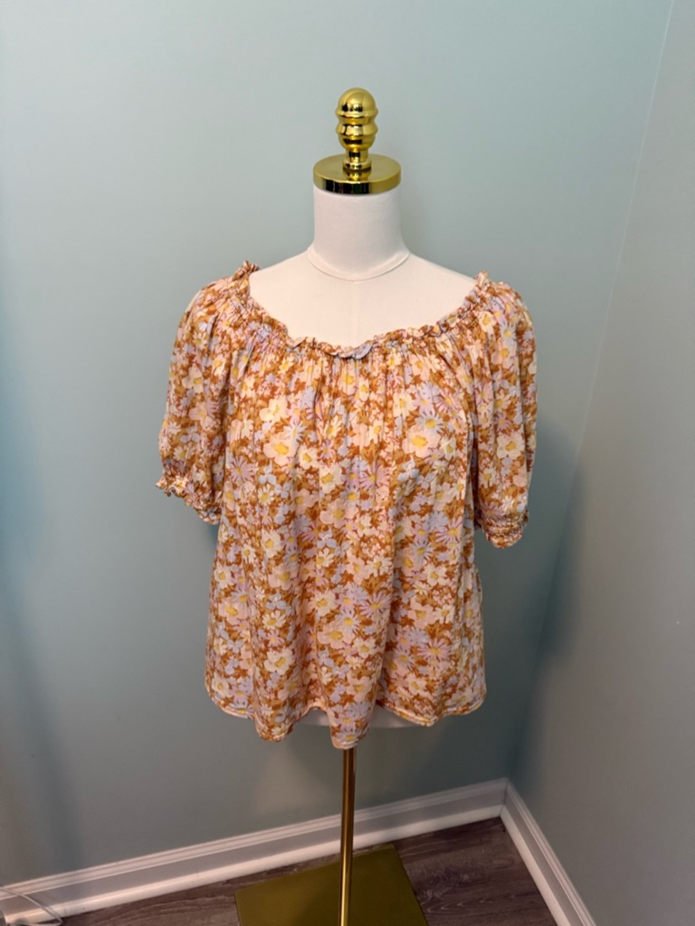 Gap Relaxed Floral Print Puff Sleeve Boatneck Top- Small